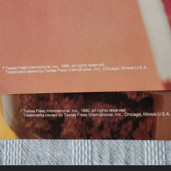 2 Vintage Tastee Freez 1980 Ice Cream Cake Sundae Advertising Poster Banner Sign - Picture 4 of 5